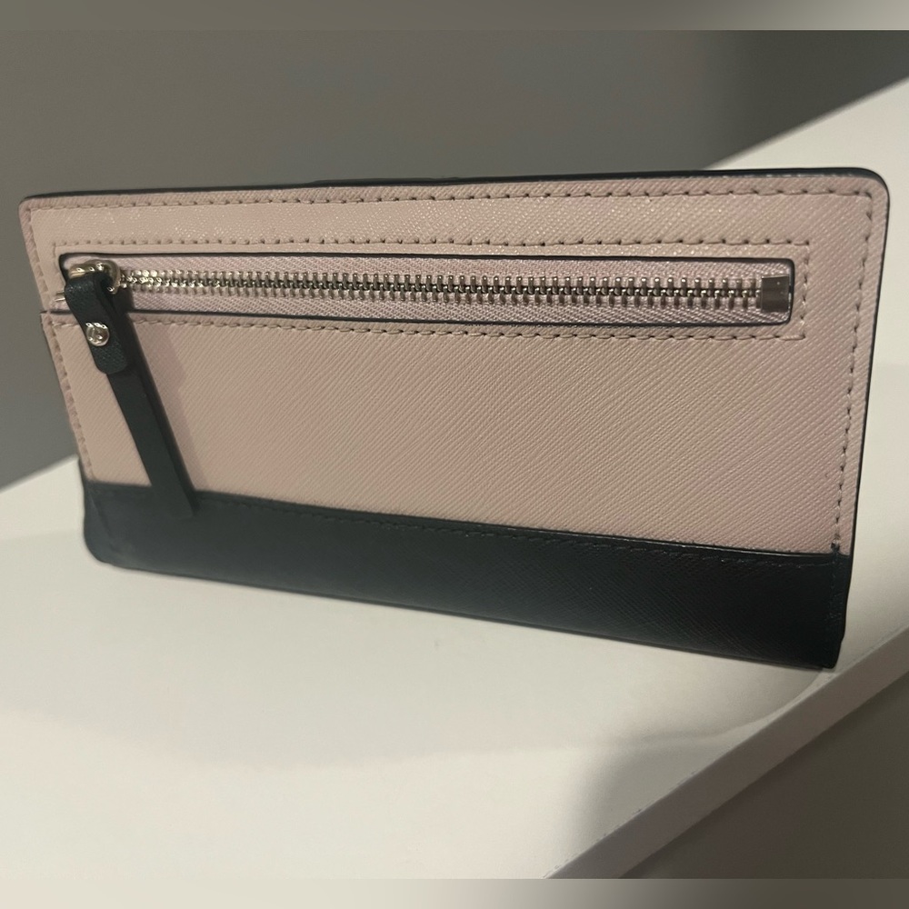 Kate Spade Wallet - Picture 2 of 7